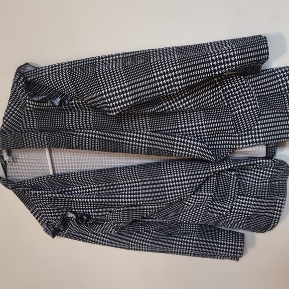 Women's Blazer - Picture 5 of 7